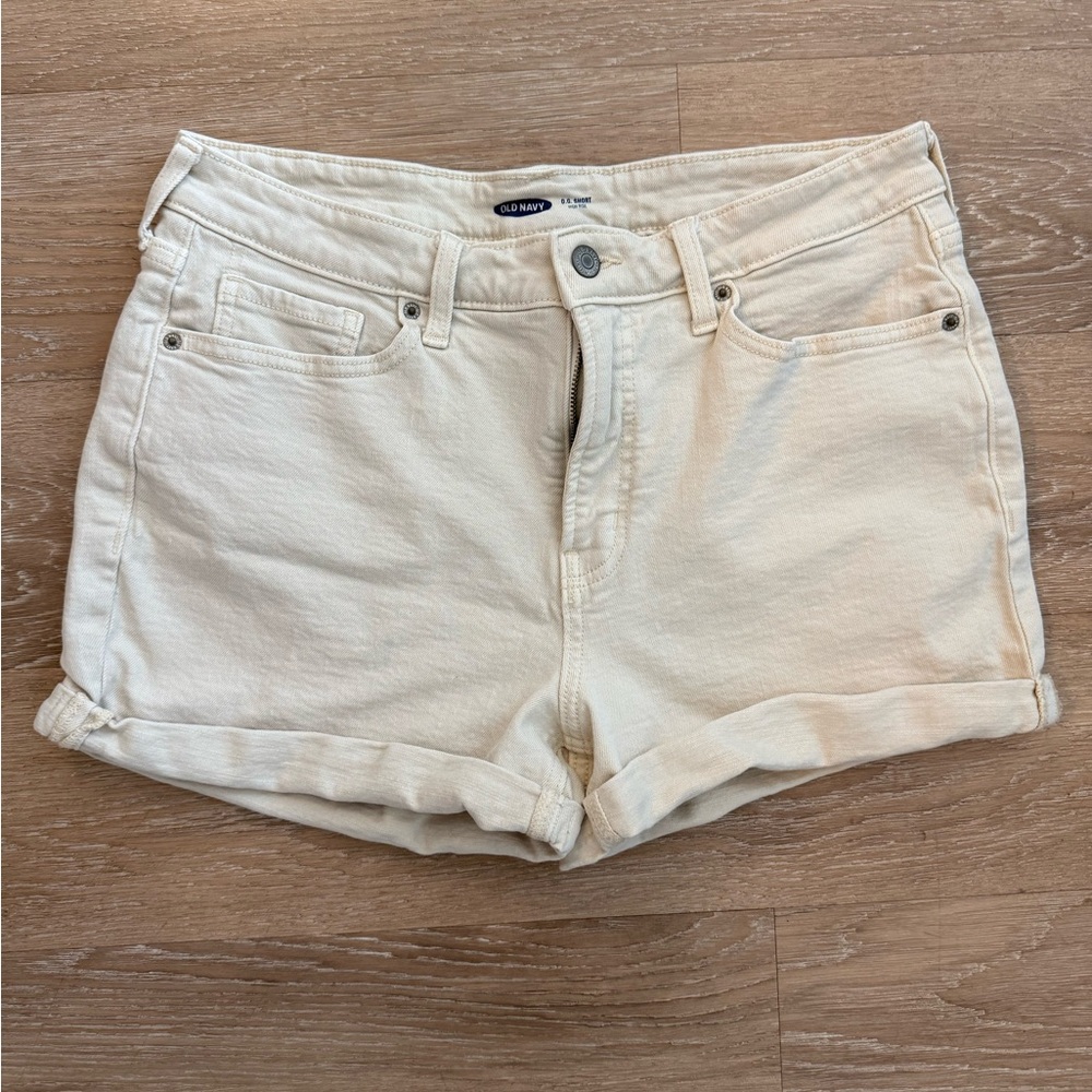 Old Navy Cream Women's Shorts Size 12